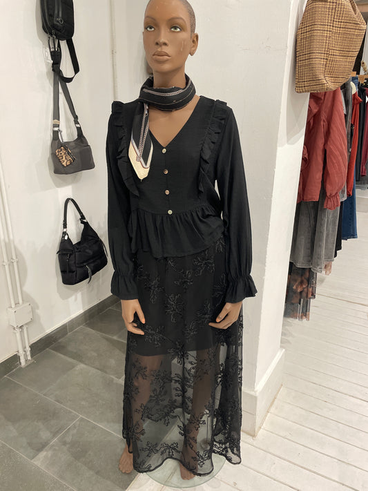 Falda semitransparente